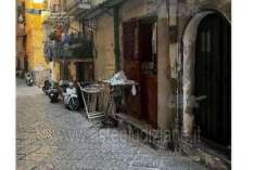 Foto IMMOBILI-IMMOBILE COMMERCIALE-Vico lungo pontecorvo, 56, 80135 napoli na, italia