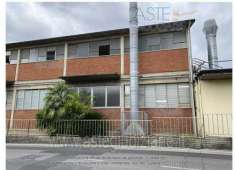 Foto IMMOBILI-IMMOBILE INDUSTRIALE-Via mascagni - via vangile