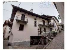 Foto IMMOBILI-IMMOBILE RESIDENZIALE--