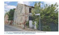 Foto IMMOBILI-IMMOBILE RESIDENZIALE-Frazione calderone - via cucchiani n. 18