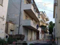 Foto IMMOBILI-IMMOBILE RESIDENZIALE-Largo medaglie d'oro, 5, 65010 spoltore pe, italia