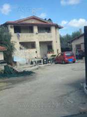 Foto IMMOBILI-IMMOBILE RESIDENZIALE-Localit  colle zioni