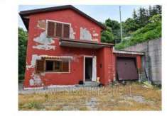 Foto IMMOBILI-IMMOBILE RESIDENZIALE-Localit  pian della viola, n. 4/a