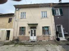 Foto IMMOBILI-IMMOBILE RESIDENZIALE-Piazza garibaldi, 10