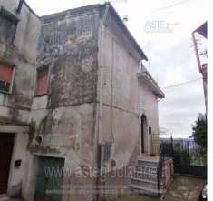 Foto IMMOBILI-IMMOBILE RESIDENZIALE-Piazza s. nicola 4