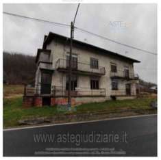 Foto IMMOBILI-IMMOBILE RESIDENZIALE-Regione tamarone, 13011 borgosesia vc, italia