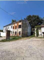 Foto IMMOBILI-IMMOBILE RESIDENZIALE-Strada argine po sud, 151, 46027 portiolo mn, italia