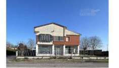 Foto IMMOBILI-IMMOBILE RESIDENZIALE-Strada francesca est, 46040 rodigo mn, italia