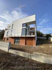 Foto IMMOBILI-IMMOBILE RESIDENZIALE-Via alcide de gasperi, montesilvano pe, italia