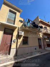 Foto IMMOBILI-IMMOBILE RESIDENZIALE-Via archimede 20