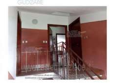 Foto IMMOBILI-IMMOBILE RESIDENZIALE-Via caceres piano secondo int. 10