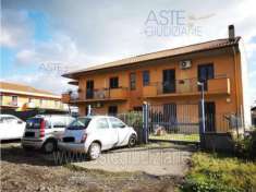 Foto IMMOBILI-IMMOBILE RESIDENZIALE-Via carrata iii traversa n. 14
