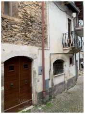 Foto IMMOBILI-IMMOBILE RESIDENZIALE-Via clemente iv n.4