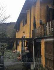 Foto IMMOBILI-IMMOBILE RESIDENZIALE-Via colle di pomezzana 603 loc. contra 5 fraz. mulina