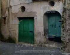 Foto IMMOBILI-IMMOBILE RESIDENZIALE-Via crescenzo delle donne, 9-11