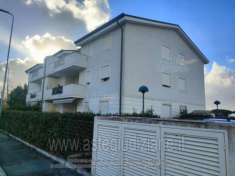 Foto IMMOBILI-IMMOBILE RESIDENZIALE-Via divisione folgore 25