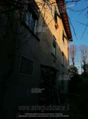 Foto IMMOBILI-IMMOBILE RESIDENZIALE-Via due poggi n. 16/b
