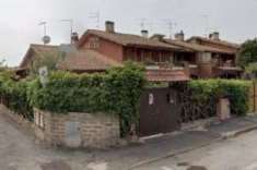 Foto IMMOBILI-IMMOBILE RESIDENZIALE-Via fontana morella, 117
