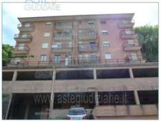 Foto IMMOBILI-IMMOBILE RESIDENZIALE-Via gerolamo airenta, 3