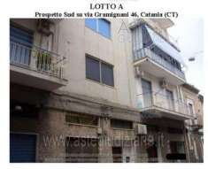 Foto IMMOBILI-IMMOBILE RESIDENZIALE-Via gramignani n.46