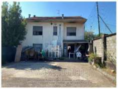 Foto IMMOBILI-IMMOBILE RESIDENZIALE-Via grillo mario, 14, 13046 livorno ferraris vc, italia