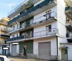 Foto IMMOBILI-IMMOBILE RESIDENZIALE-Via ilaria alpi 23