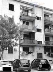Foto IMMOBILI-IMMOBILE RESIDENZIALE-Via lago monticchio, 1