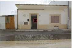 Foto IMMOBILI-IMMOBILE RESIDENZIALE-Via lombardia, 3