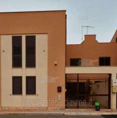 Foto IMMOBILI-IMMOBILE RESIDENZIALE-Via massimo troisi n. 3