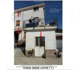 Foto IMMOBILI-IMMOBILE RESIDENZIALE-Via ministro de falco 37