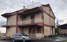 Foto IMMOBILI-IMMOBILE RESIDENZIALE-Via pompeo 38