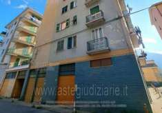 Foto IMMOBILI-IMMOBILE RESIDENZIALE-Via r. quartini, 82