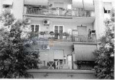 Foto IMMOBILI-IMMOBILE RESIDENZIALE-Via trieste 58