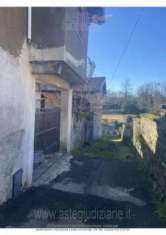 Foto IMMOBILI-IMMOBILE RESIDENZIALE-Via vergante, 82, 28045 invorio no, italia
