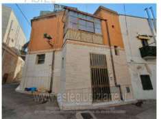 Foto IMMOBILI-IMMOBILE RESIDENZIALE-Vico iii portararo n.12
