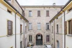 Foto Imola - centro storico: Appartamento con 3 camere ristrutturato.