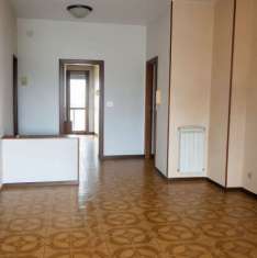 Foto Imperia On. grande appartamento con garage  240.000