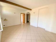 Foto Imperia On. - via D. Calderina appartamento con terrazzo e garage