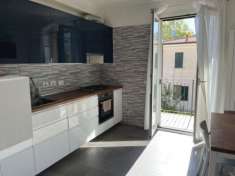 Foto Imperia P.M. via Littardi appartamento con garage