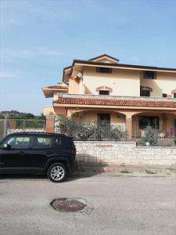 Foto in Vendita, 5 Locali, 100 mq, Sparanise