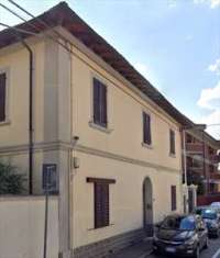 Foto in Vendita, 6,5 Locali, 142 mq, Prato