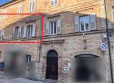 Foto in Vendita, 6 Locali, 109 mq, Santa Vittoria in Matenano