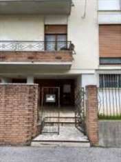 Foto in Vendita, 6 Locali, 114 mq, Vicenza