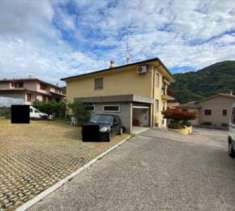 Foto in Vendita, pi di 6 Locali, 166 mq, Chiampo