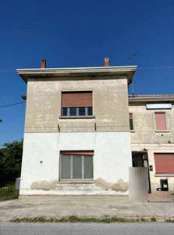 Foto in Vendita, pi di 6 Locali, 173 mq, Suzzara