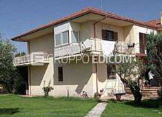 Foto in Vendita, pi di 6 Locali, 565 mq, Lamezia Terme