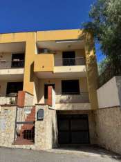 Foto In vendita villetta a schiera totalmente ristrutturata  Messina, fraz. Zafferia