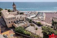 Foto Indipendente in vendita a Genova
