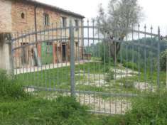 Foto Indipendente in vendita a Mondavio