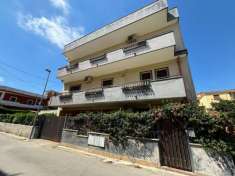 Foto INTERA PALAZZINA IN VENDITA - CENTRO - MONDRAGONE - Rif. V2977